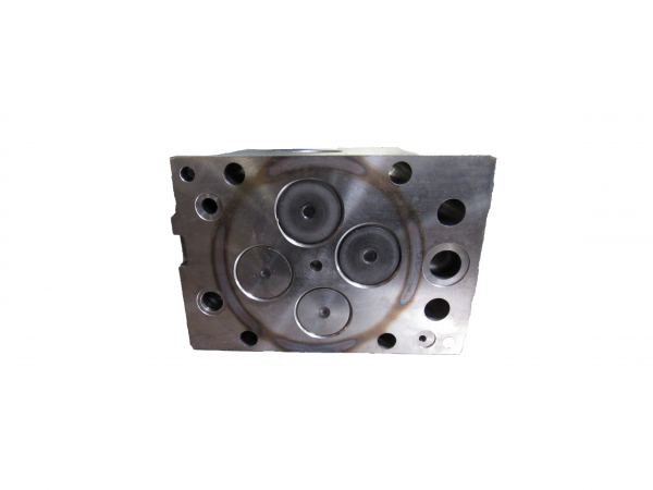 Mercedes Cylinder Head - Image 2